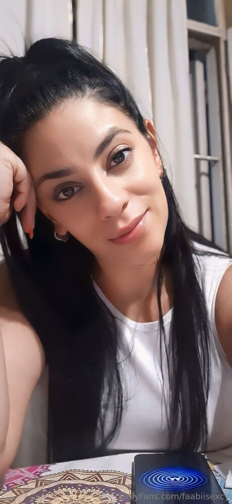 Tugatitavis model nudes image