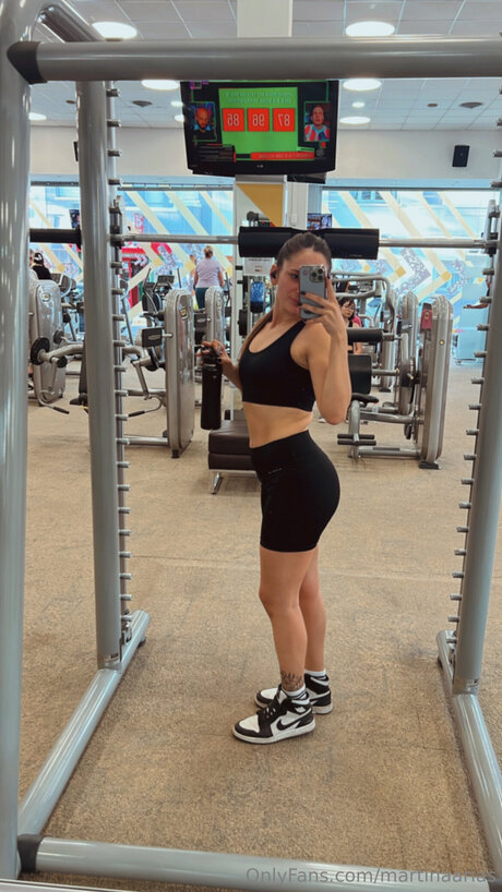 Martinaarias art pornstar img