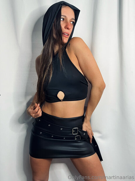 Martinaarias nude star photo