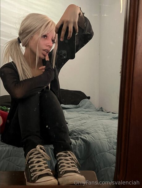 Svalenciah star best photo