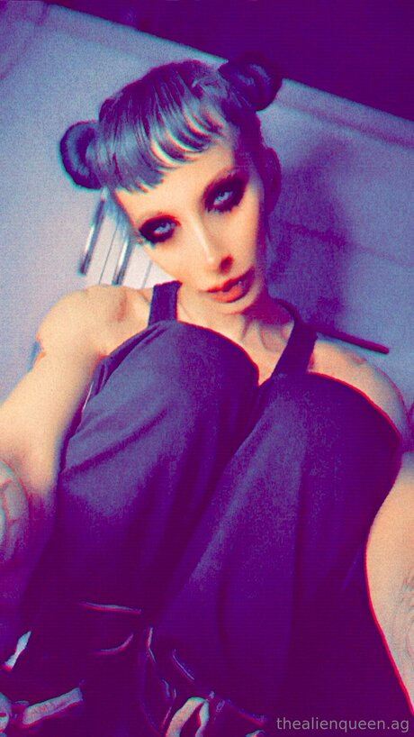 Aliengirlalt Free pornographic actress pictures