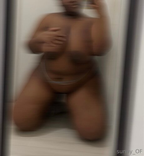 Sunset Vibes model porn picture