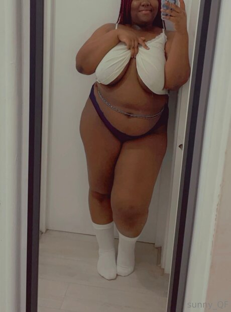 Sunset Vibes model pornographic photo