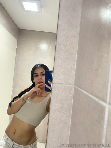 Johanna 18 model exclusive photos