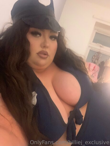 Billiejofficiall nudes model archive