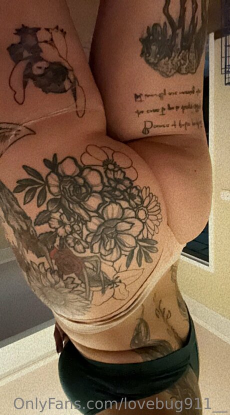 milf handjob onlyfans nudes pics