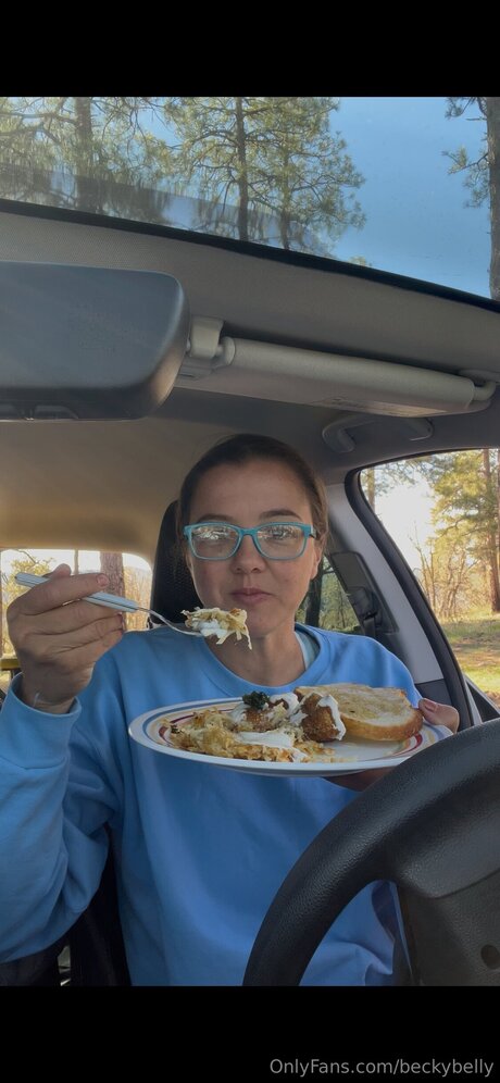 Beckybelly nude star pics