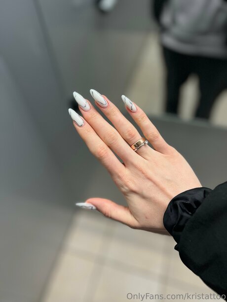 Kstattoo erotic pornstar photo