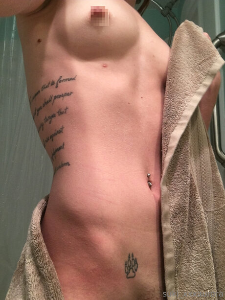 Suki Xxxaurora pornstar hd gallery