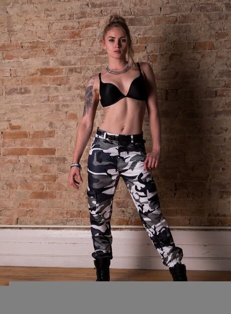 Suki Xxxaurora best model photos