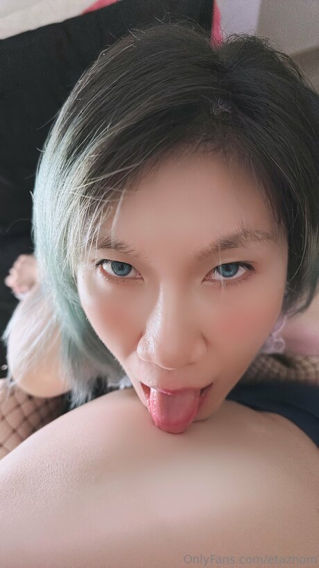 mirror onlyfans erotic gallery