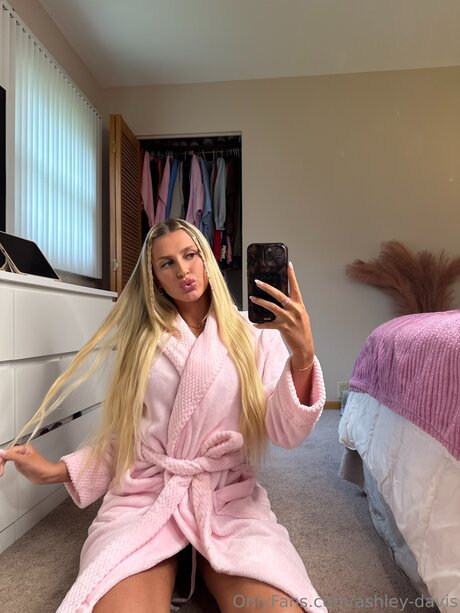 Ashley Davis xxx model archive