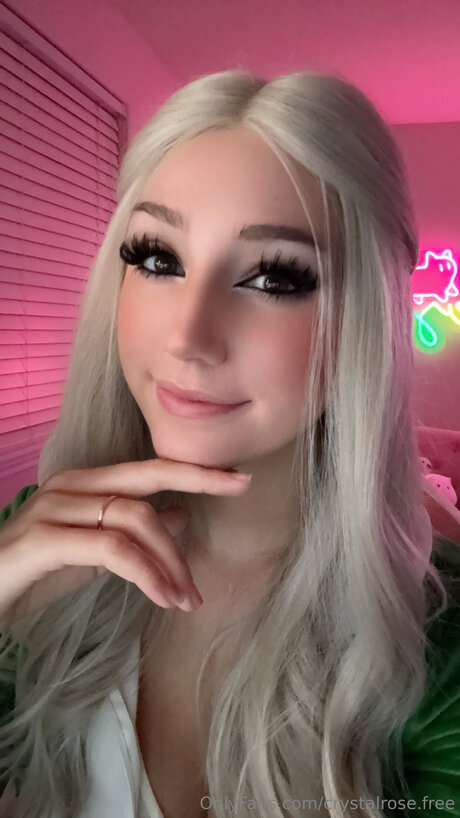 Crystalrose Free hot star pictures