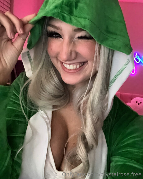 Crystalrose Free pretty model pic