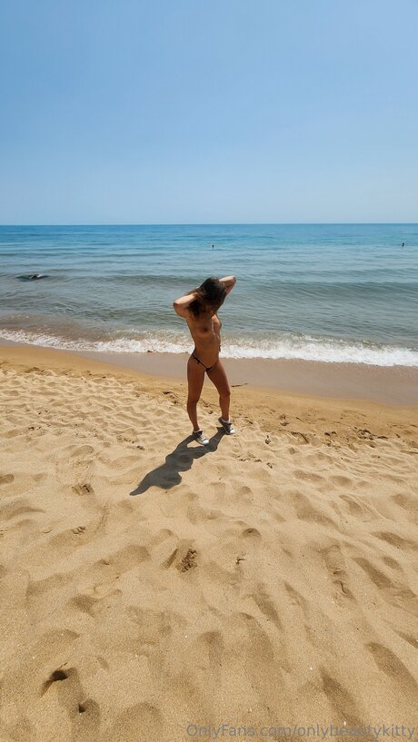 Onlybeautykitty model hd image