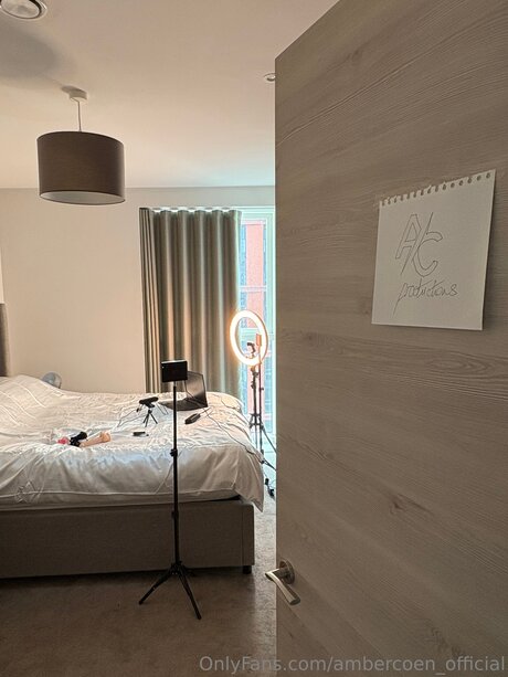 famous nude onlyfans beautiful naked picture