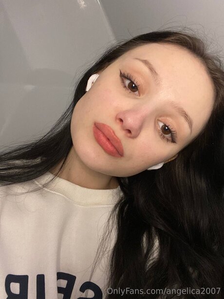 Angelikalust model pretty gallery