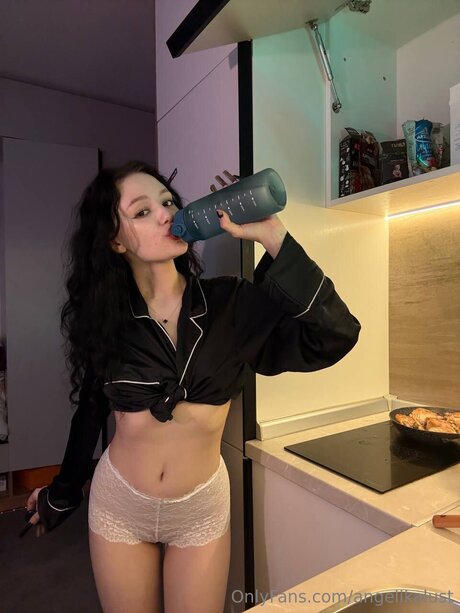 Angelikalust star erotic pictures