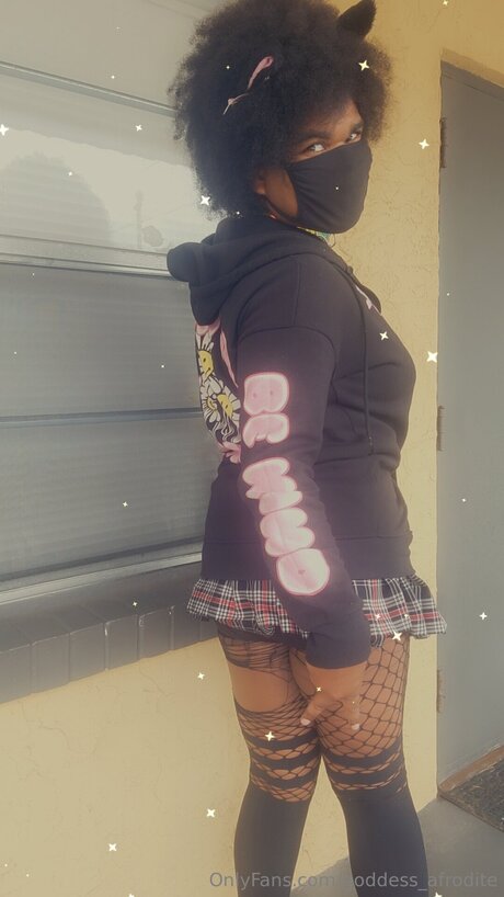 Goddess Afrodite nude actress pictures