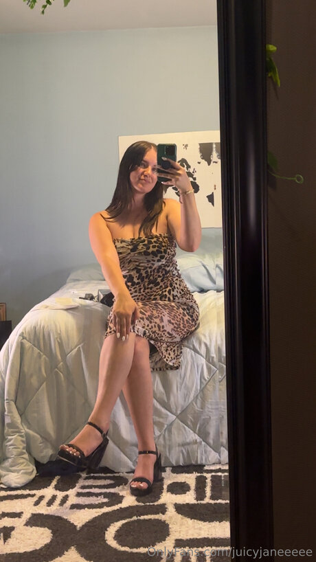 Juicyjaneeeee pretty star galleries