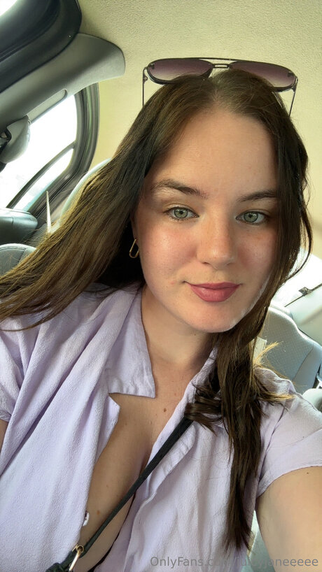 Juicyjaneeeee model nudes photos