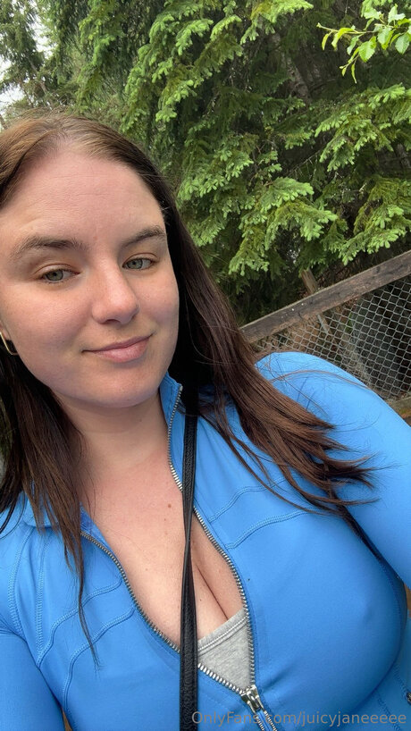 Juicyjaneeeee nice pornstar photo