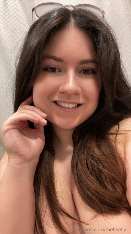 Melikelly1 pornstar pretty img