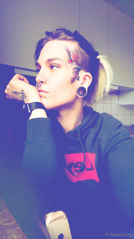 Frokenvarg hd actress images