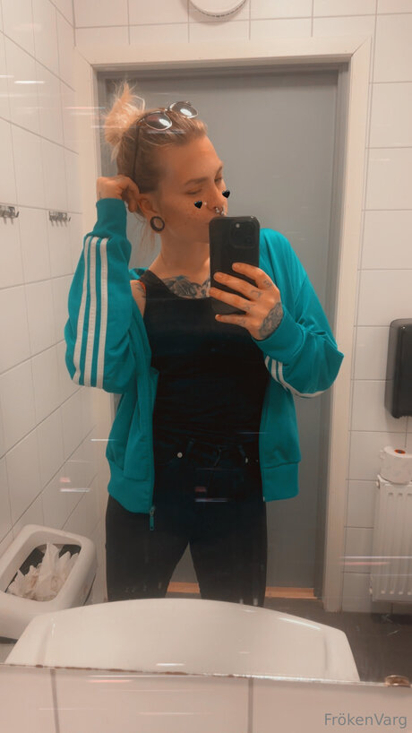 smile onlyfans porn images