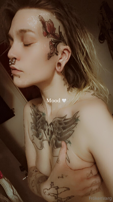 Frokenvarg nude model galleries