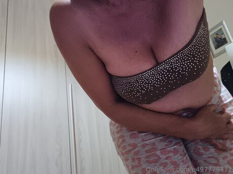 U497776772 sex actress pictures