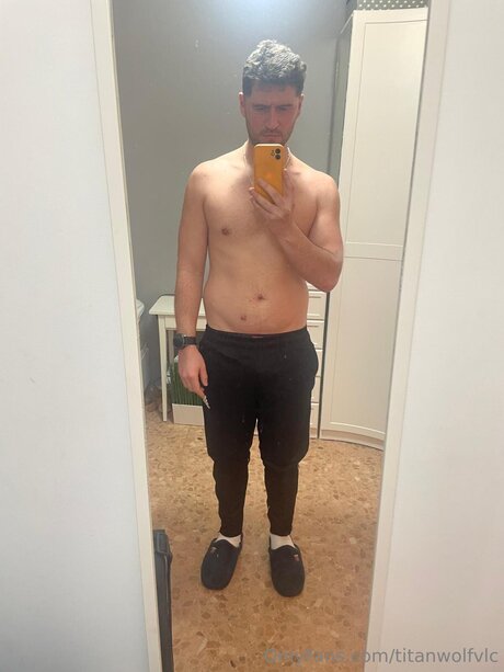 tanned onlyfans sexy nude image