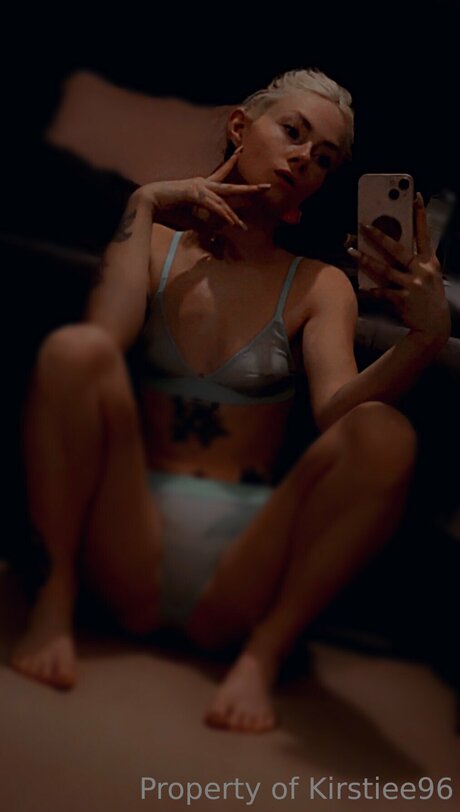 latina shemale onlyfans art naked images