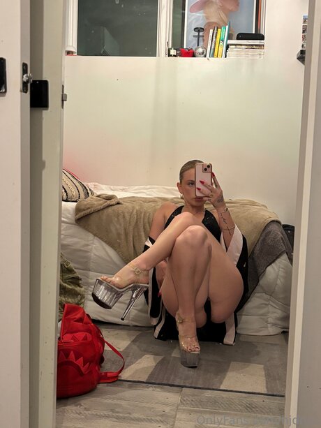 Hjdnyc sexy model picture