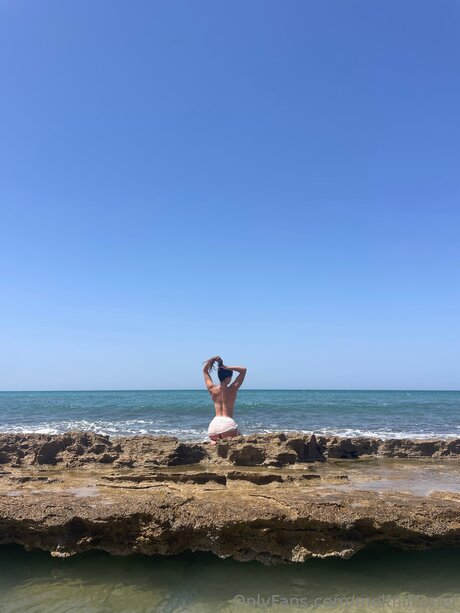 Melmillioner star beautiful gallery