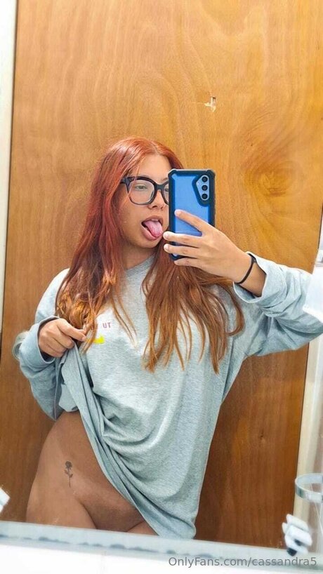 petite slut onlyfans pornographic galleries