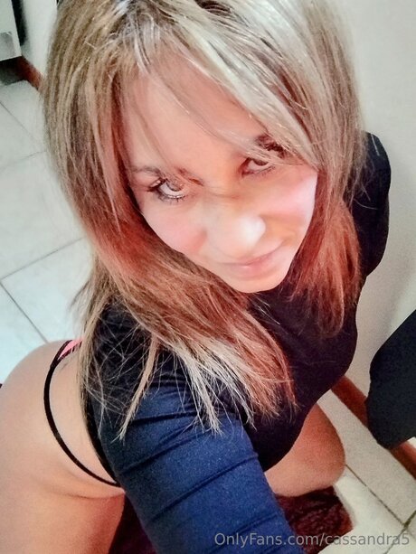 Cassandra5 porn model pics