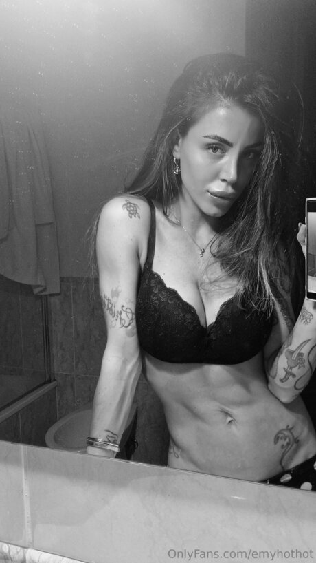 Emyhothot beautiful star photo