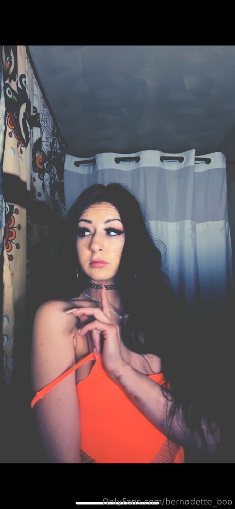 Bernadette Boo free model image