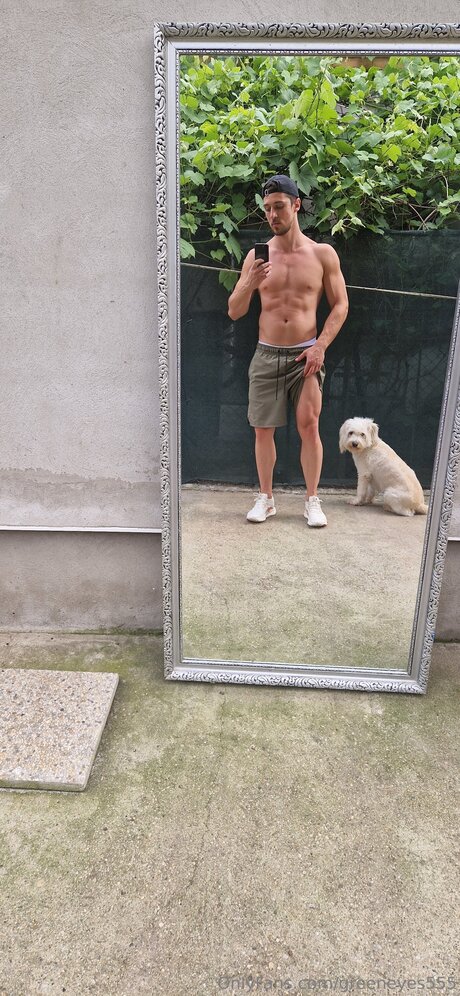 Greeneyes555 model porn archive