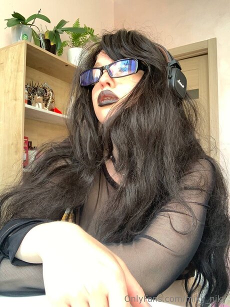 Miky Niky nudes actress picture