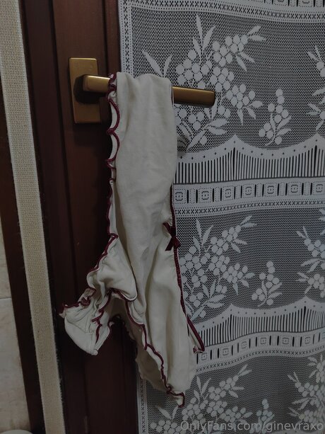 Ginevraxo nude actress picture