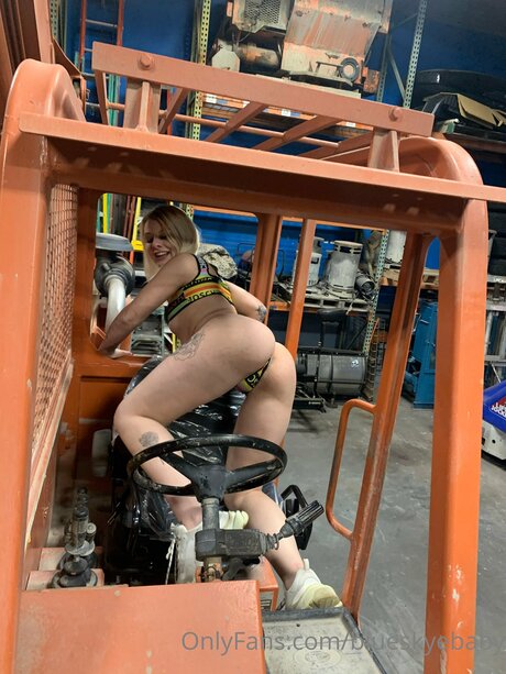 Blueskyebaby pornstar naked archive