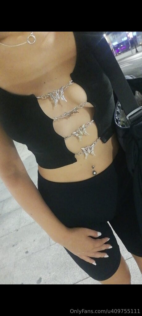 U409755111 free model pictures