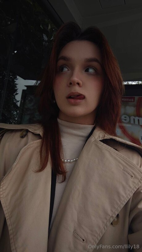 Llily18 naked actress pics