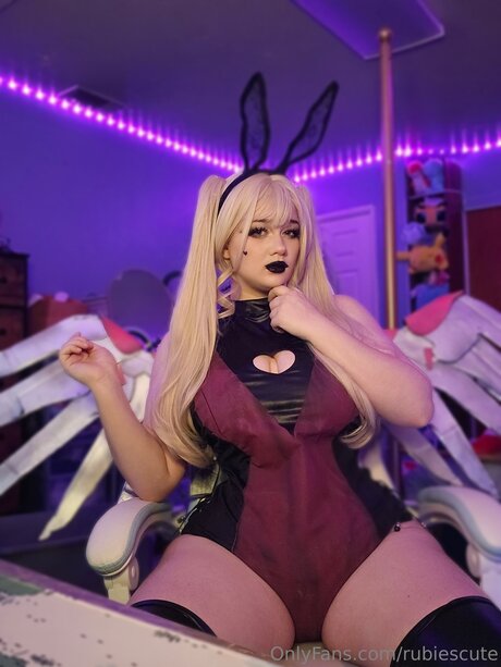 Rubiescute sex actress gallery