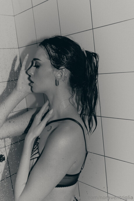 Noorventriglia star nudes archive