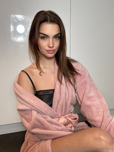 Noorventriglia model top archive