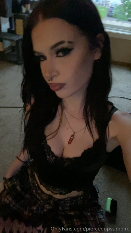 Piercedupvampire perfect pornstar image