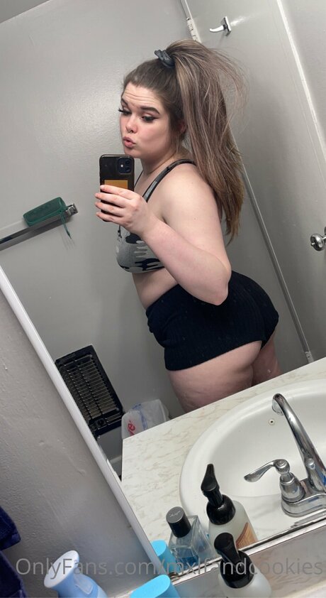 Juicy Lucy Furr beautiful model gallery